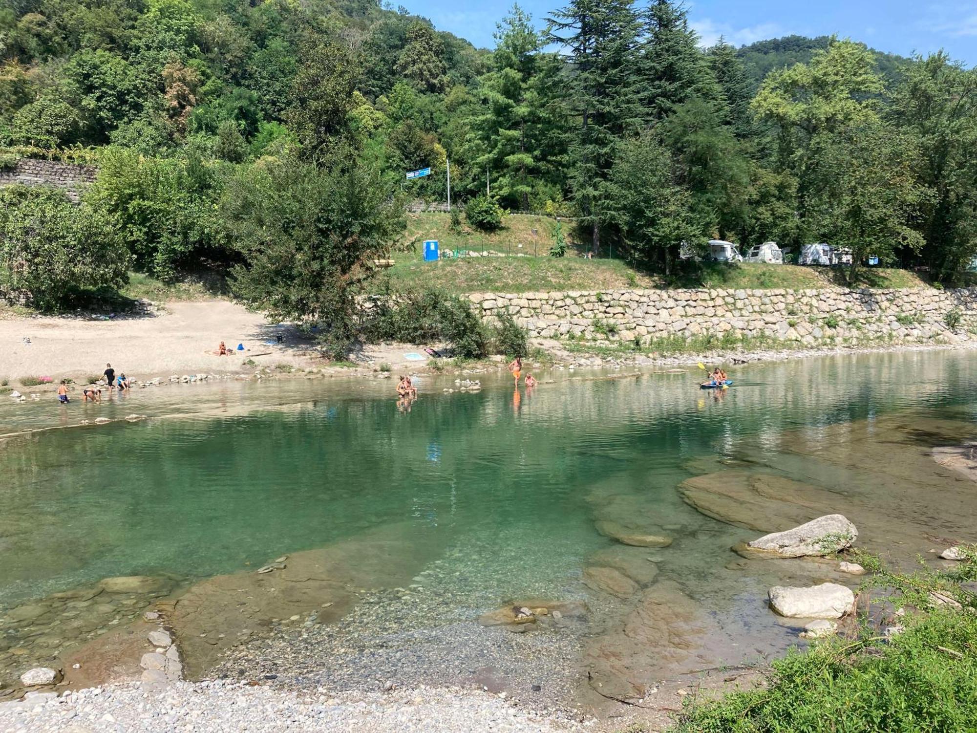 Soca Guesthouse Kanal エクステリア 写真